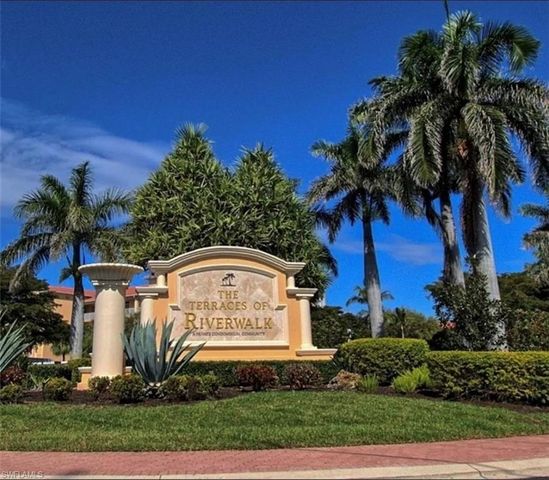 8251 Pathfinder LOOP 621, Fort Myers, FL 33919
