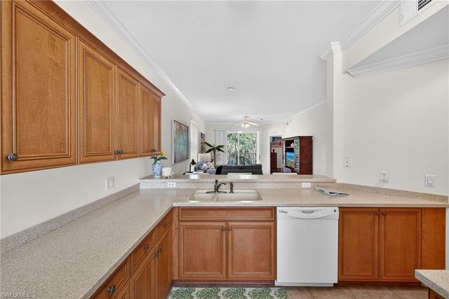 8251 Pathfinder LOOP 621, Fort Myers, FL 33919