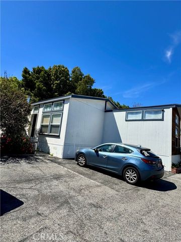 27 Essex Drive, Northridge (los Angeles), CA 91324