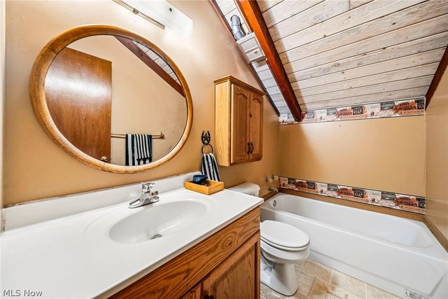 4233 N Forest Ridge Drive, Ashtabula, OH 44004