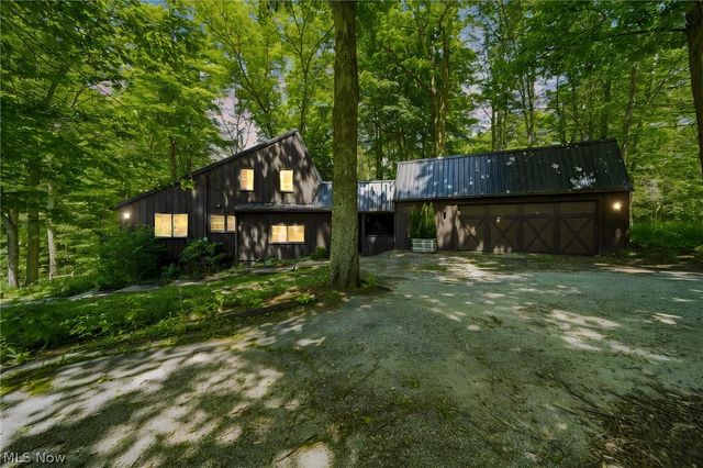 4233 N Forest Ridge Drive, Ashtabula, OH 44004