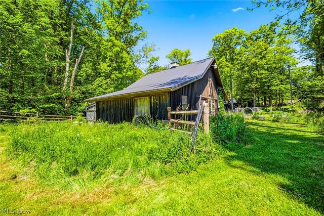 4233 N Forest Ridge Drive, Ashtabula, OH 44004