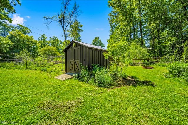 4233 N Forest Ridge Drive, Ashtabula, OH 44004