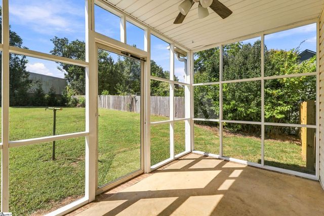101 Hunters Woods Drive, Simpsonville, SC 29680