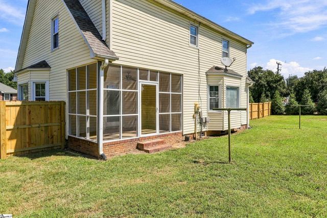 101 Hunters Woods Drive, Simpsonville, SC 29680