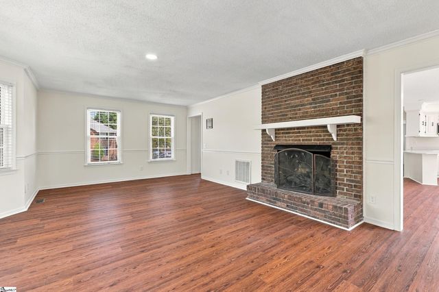 101 Hunters Woods Drive, Simpsonville, SC 29680