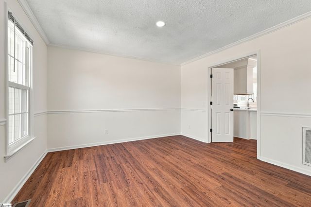 101 Hunters Woods Drive, Simpsonville, SC 29680