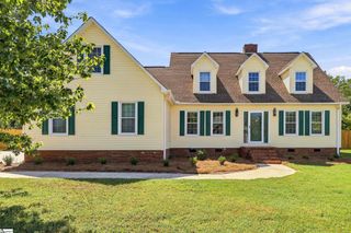 101 Hunters Woods Drive, Simpsonville, SC 29680