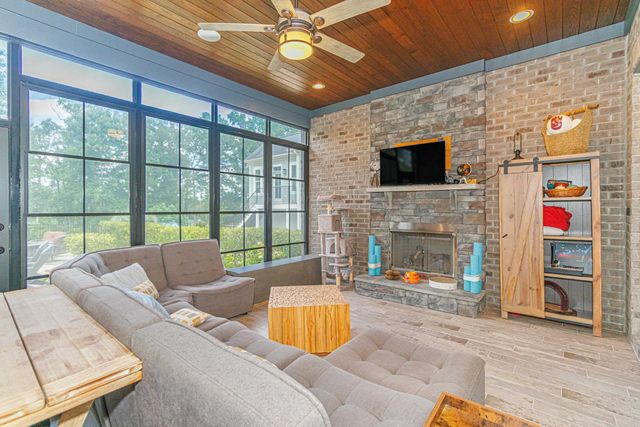 368 Chamberlin Rd., Myrtle Beach, SC 29588