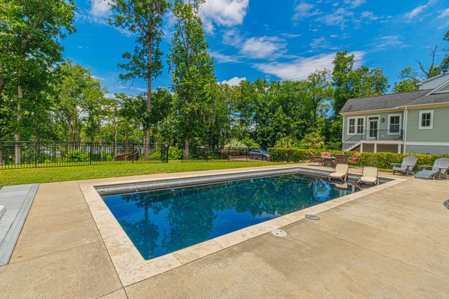 368 Chamberlin Rd., Myrtle Beach, SC 29588