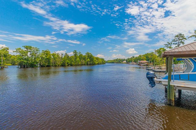 368 Chamberlin Rd., Myrtle Beach, SC 29588