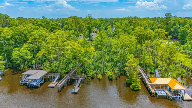 368 Chamberlin Rd., Myrtle Beach, SC 29588