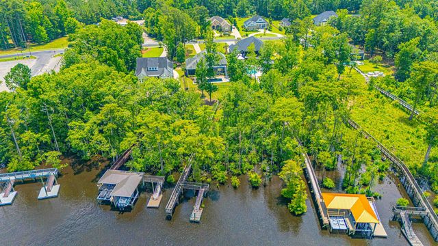 368 Chamberlin Rd., Myrtle Beach, SC 29588