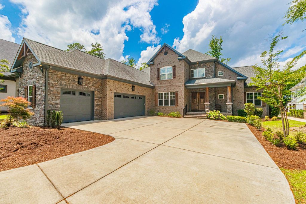 368 Chamberlin Rd., Myrtle Beach, SC 29588