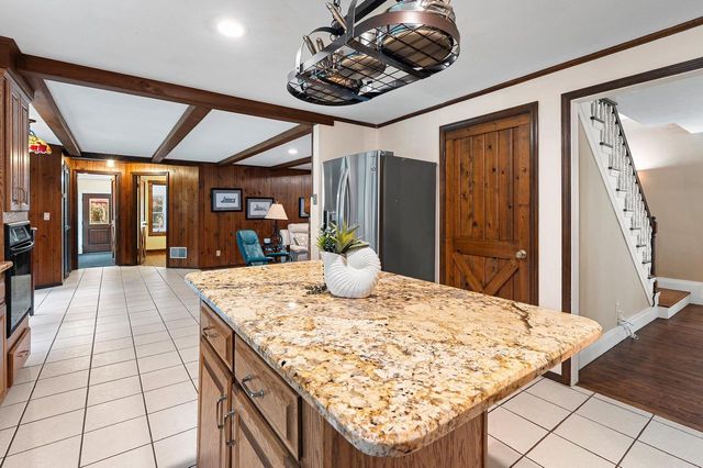 4527 CREEK VALLEY LANE, Oneida, WI 54155