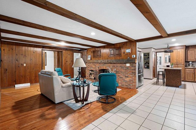 4527 CREEK VALLEY LANE, Oneida, WI 54155