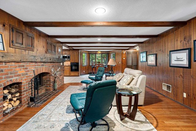 4527 CREEK VALLEY LANE, Oneida, WI 54155