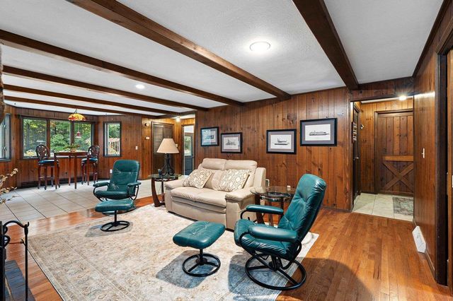 4527 CREEK VALLEY LANE, Oneida, WI 54155