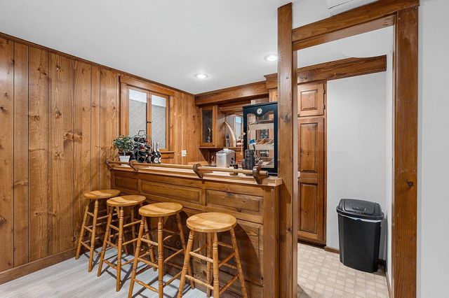 4527 CREEK VALLEY LANE, Oneida, WI 54155