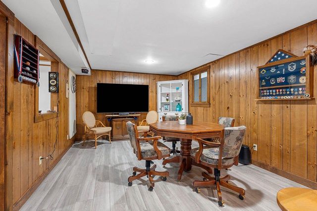 4527 CREEK VALLEY LANE, Oneida, WI 54155