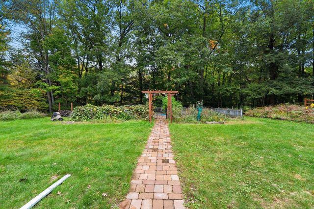 4527 CREEK VALLEY LANE, Oneida, WI 54155