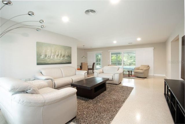 308 PALMETTO LANE, Largo, FL 33770