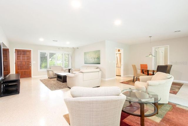 308 PALMETTO LANE, Largo, FL 33770