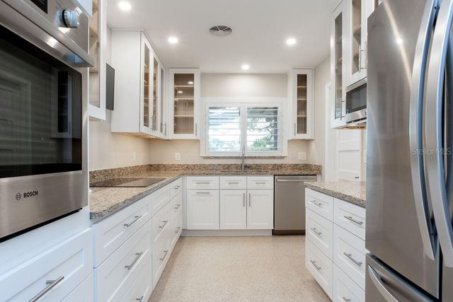 308 PALMETTO LANE, Largo, FL 33770