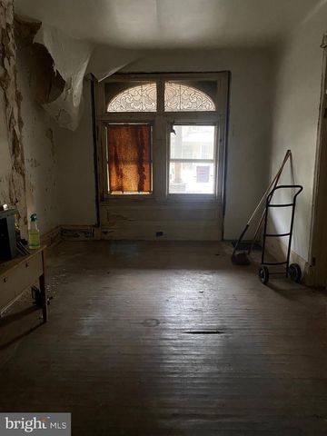 821 S 49TH ST, Philadelphia, PA 19143