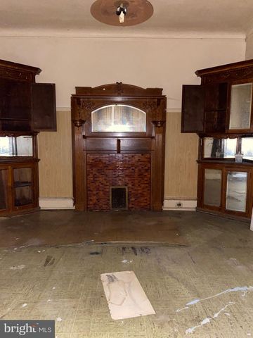 821 S 49TH ST, Philadelphia, PA 19143