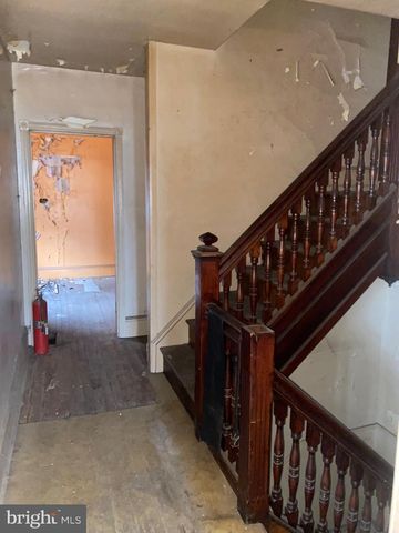 821 S 49TH ST, Philadelphia, PA 19143