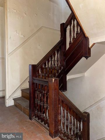 821 S 49TH ST, Philadelphia, PA 19143