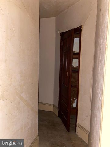 821 S 49TH ST, Philadelphia, PA 19143