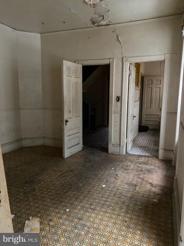 821 S 49TH ST, Philadelphia, PA 19143