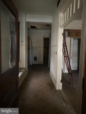 821 S 49TH ST, Philadelphia, PA 19143