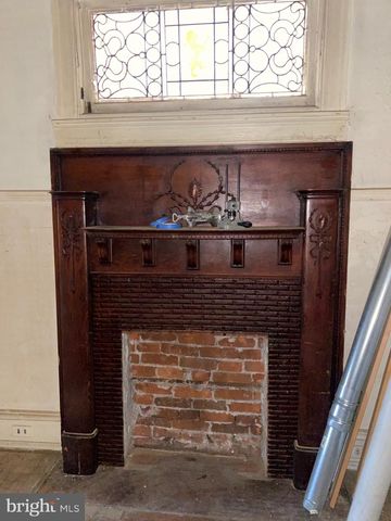 821 S 49TH ST, Philadelphia, PA 19143