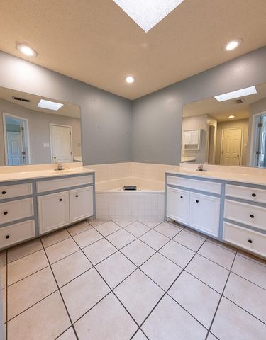 2923 85th Street, Lubbock, TX 79423