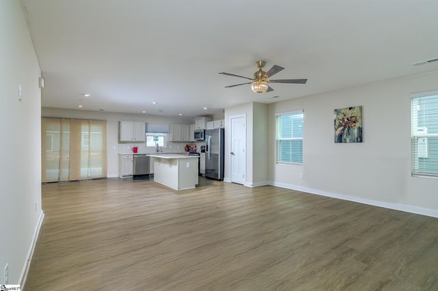 954 Rev Robert Reid Street, Reidville, SC 29375