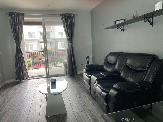 1801 E Katella 2014, Anaheim, CA 92805