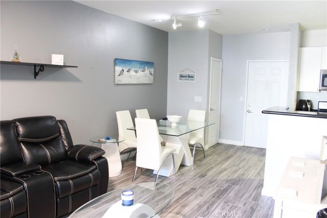 1801 E Katella 2014, Anaheim, CA 92805
