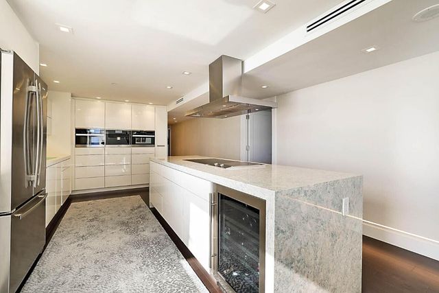 3407 S Ocean Boulevard 8a, Highland Beach, FL 33487