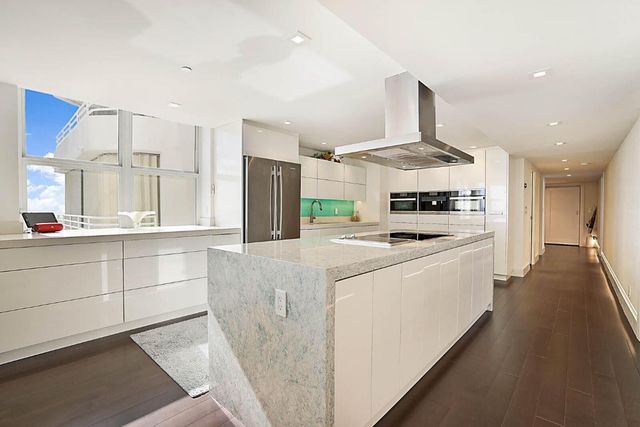 3407 S Ocean Boulevard 8a, Highland Beach, FL 33487