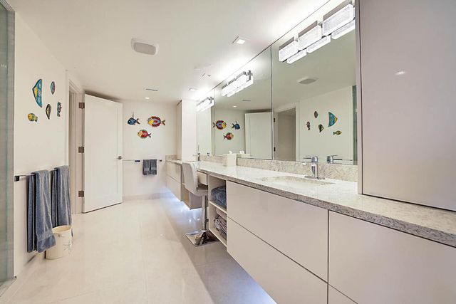 3407 S Ocean Boulevard 8a, Highland Beach, FL 33487