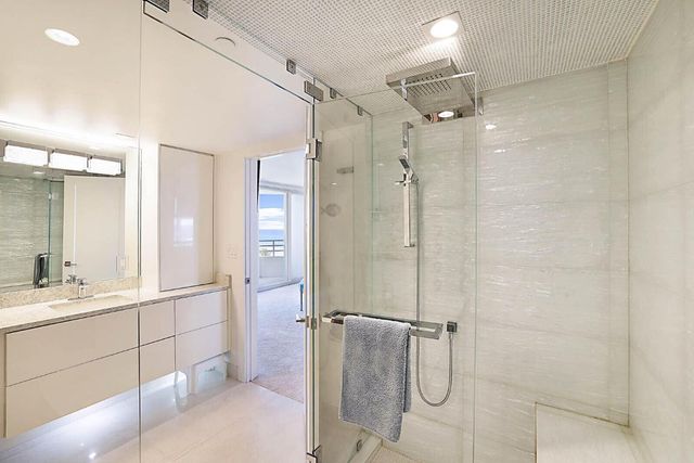 3407 S Ocean Boulevard 8a, Highland Beach, FL 33487