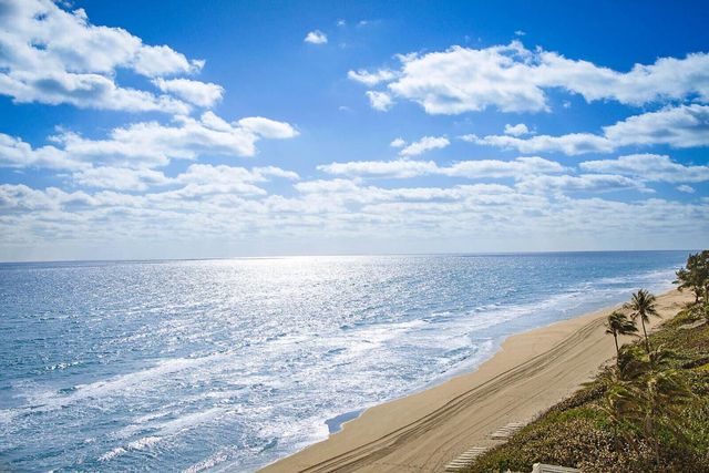 3407 S Ocean Boulevard 8a, Highland Beach, FL 33487