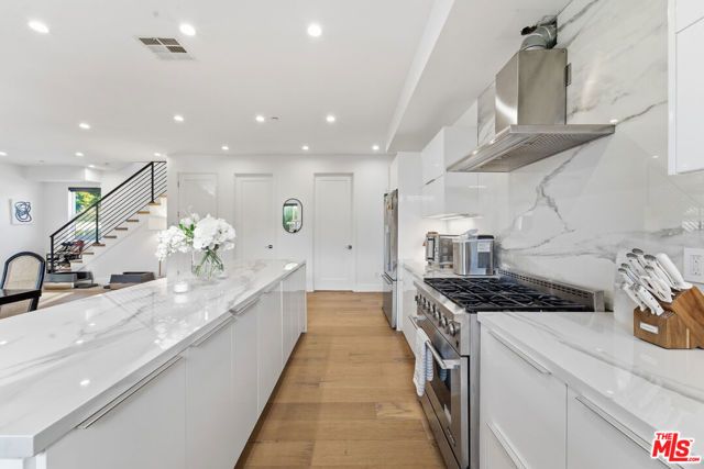 14650 Margate Street, Sherman Oaks, CA 91411