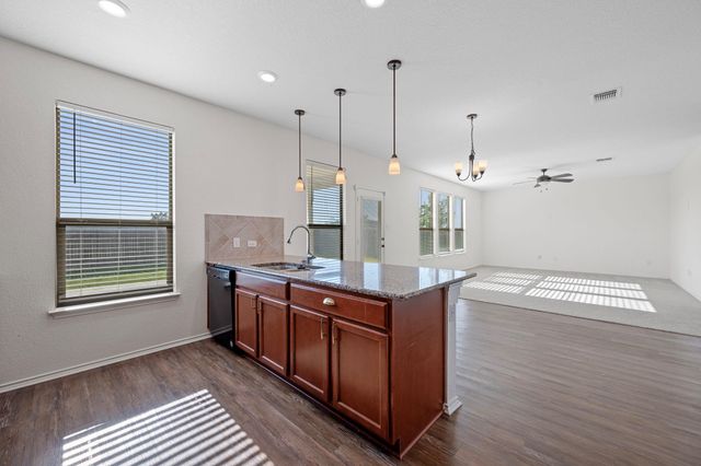 6257 Mantalcino DR, Round Rock, TX 78665