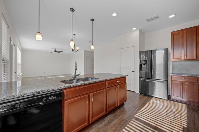 6257 Mantalcino DR, Round Rock, TX 78665