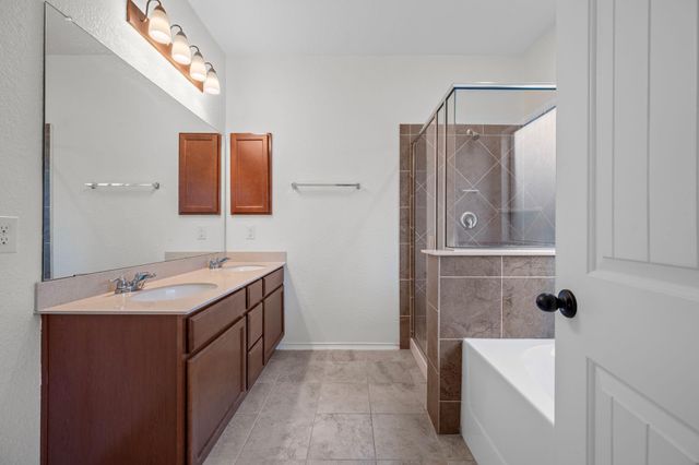 6257 Mantalcino DR, Round Rock, TX 78665