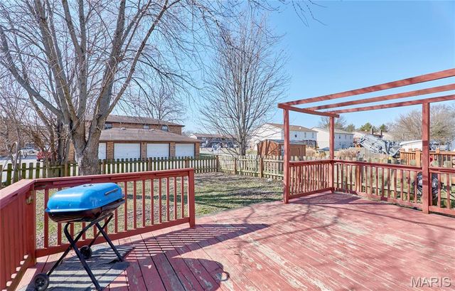 1001 Cool Valley Drive A, Belleville, IL 62220